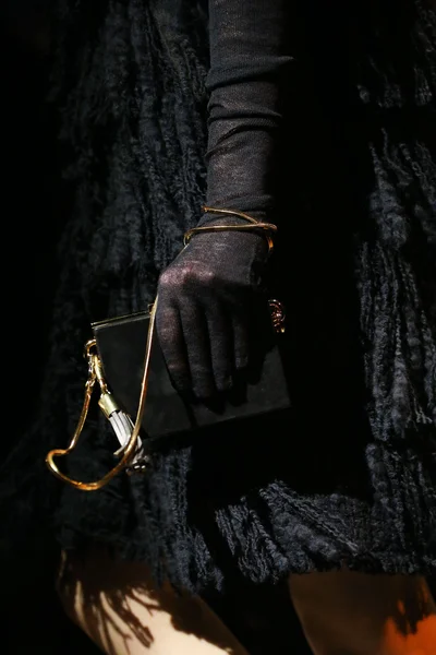 Look 4